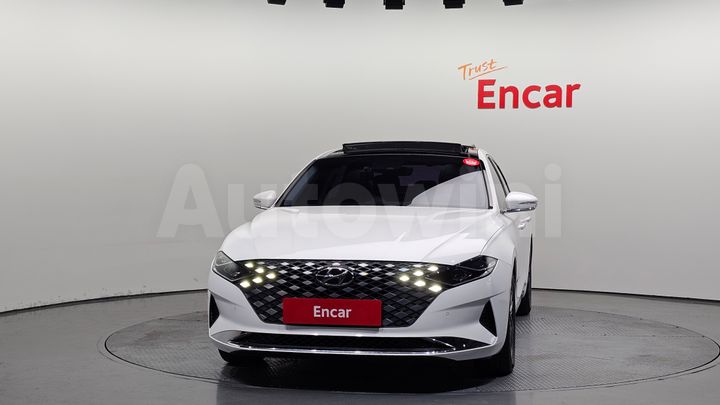 Hyundai Grandeur 2022 — 3