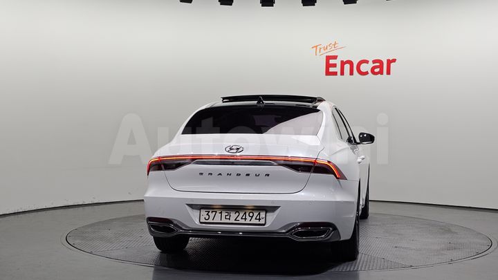 Hyundai Grandeur 2022 — 4