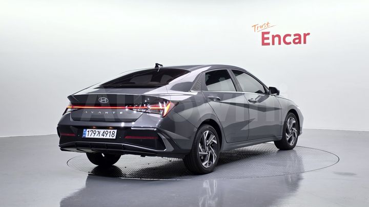 Hyundai Avante 2024 — 2