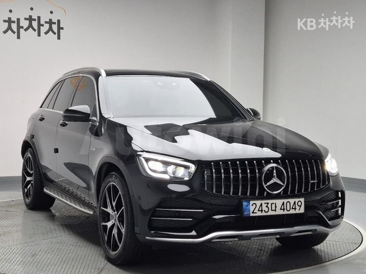 Mercedes Benz GLC Class 2022 — 4