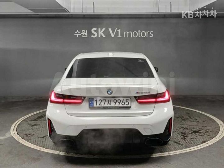 BMW 3 Series 2024 — 2