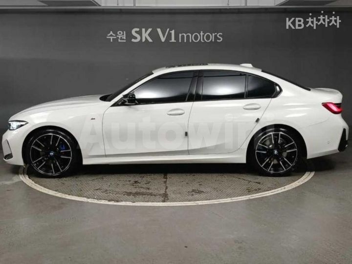 BMW 3 Series 2024 — 4