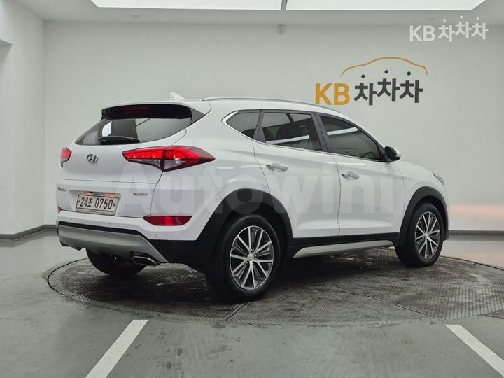 Hyundai Tucson 2017 — 4