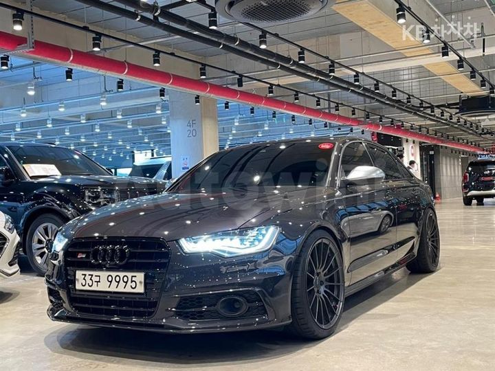 Audi S6