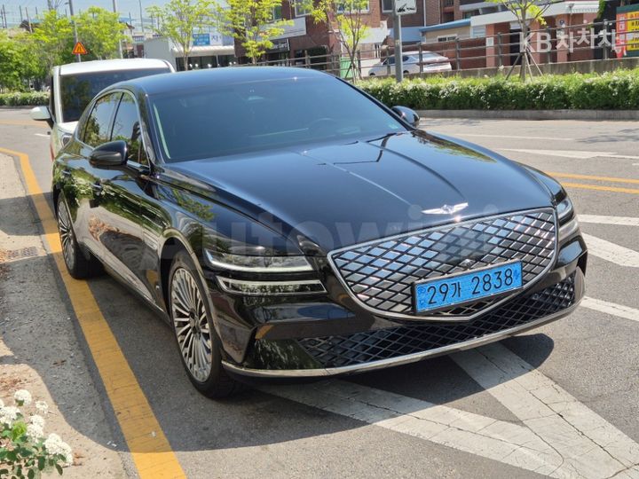 Genesis G80 2022 — 4