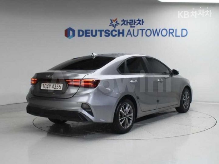 Kia K3 2024 — 2