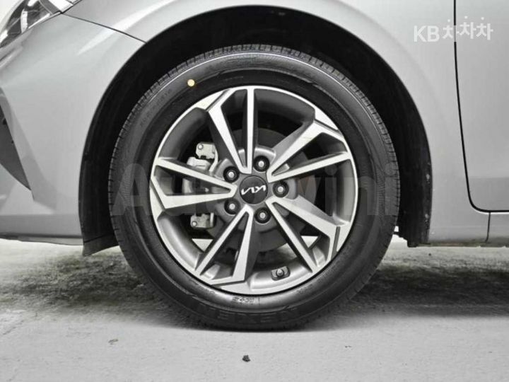 Kia K3 2024 — 5