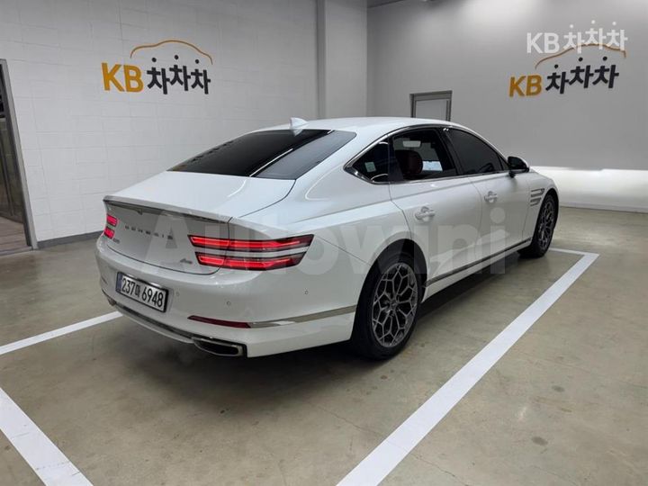 Genesis G80 2021 — 4