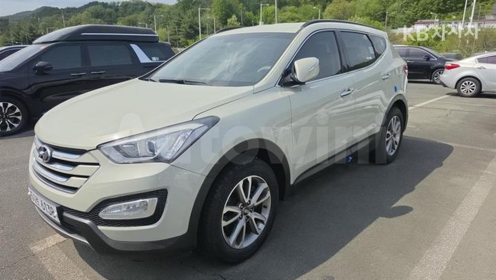 Hyundai SantaFe 2013 — 2