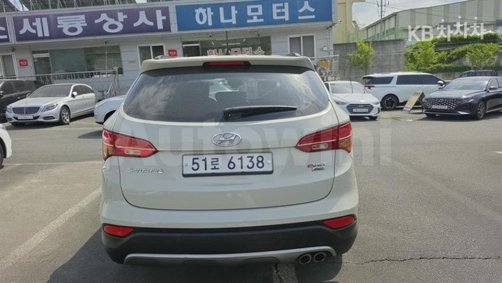 Hyundai SantaFe 2013 — 4