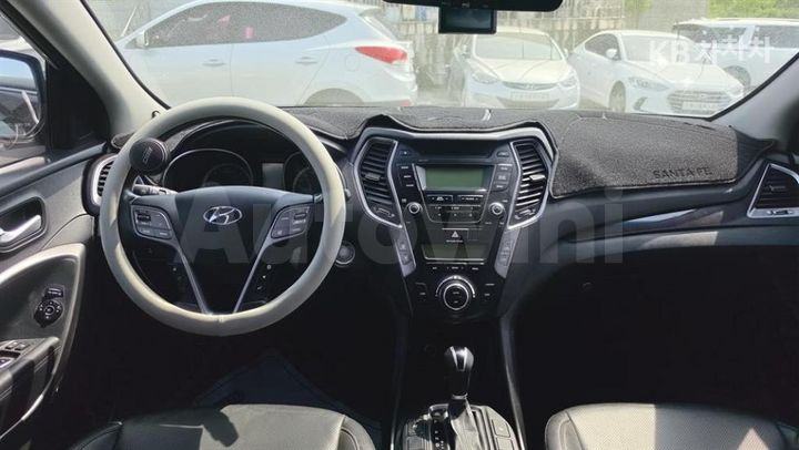 Hyundai SantaFe 2013 — 5