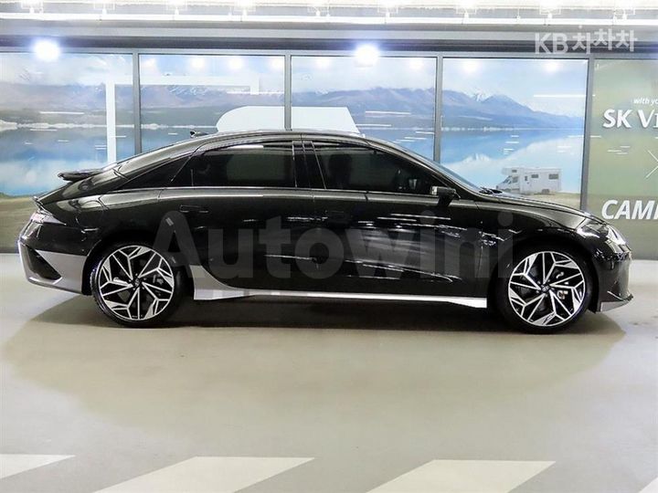 Hyundai Ioniq6 2023 — 3