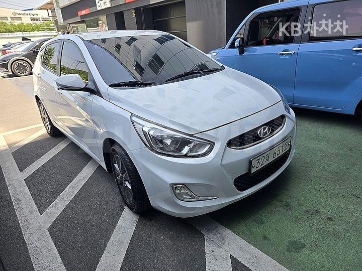 Hyundai Accent 2018 — 2