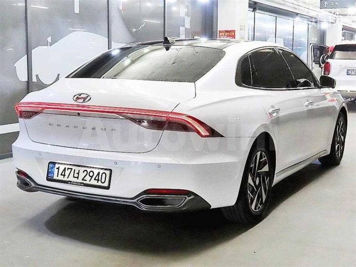 Hyundai Grandeur 2022 — 4