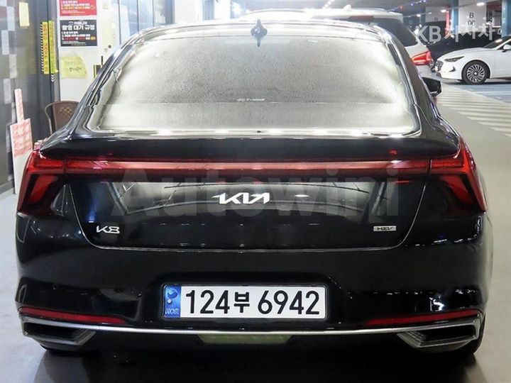 Kia K8