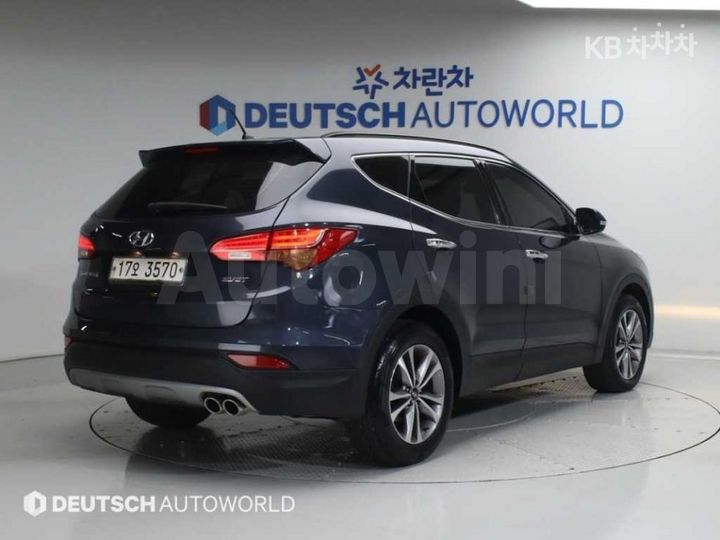 Hyundai SantaFe 2015 — 2