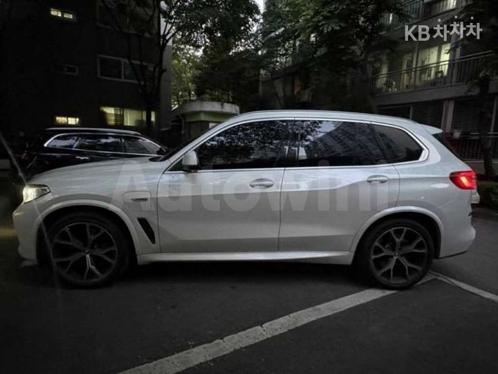 BMW X5 2022 — 3