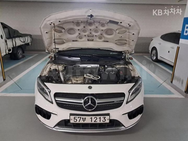 Mercedes Benz GLA Class 2019 — 4