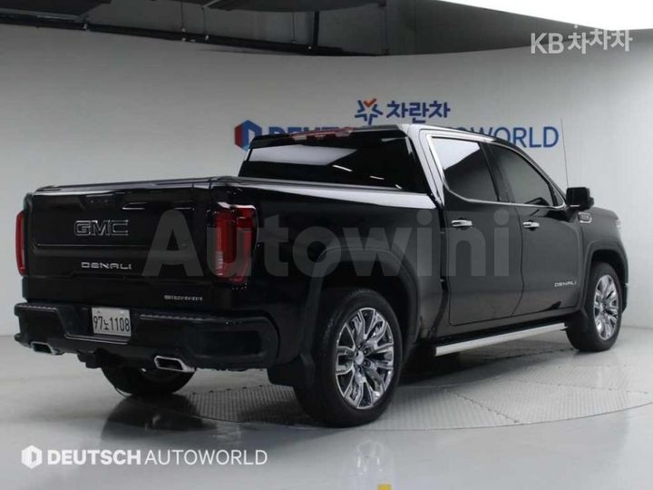 GMC Sierra 2023 — 2