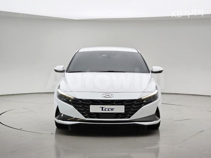 Hyundai Avante 2023 — 2