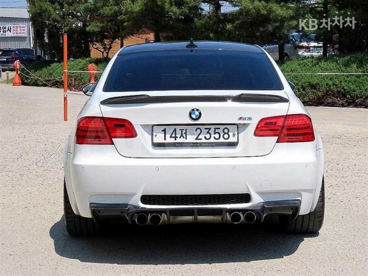 BMW M 2009 — 4