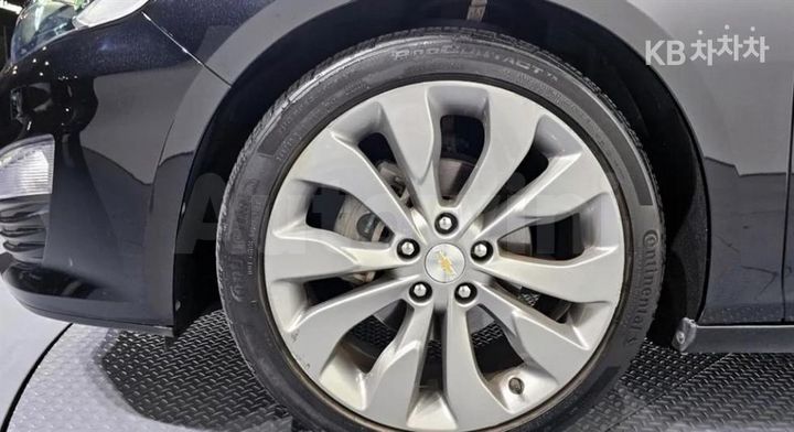 Chevrolet Malibu 2019 — 5