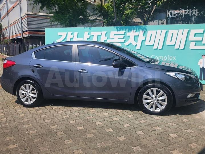 Kia K3 2013 — 3