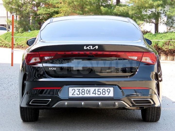 Kia K5 2023 — 4