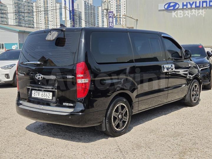 Hyundai Starex 2018 — 4