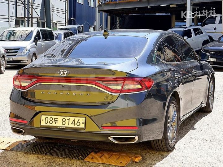 Hyundai Grandeur 2018 — 4