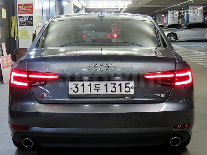 Audi A4 2016 — 5