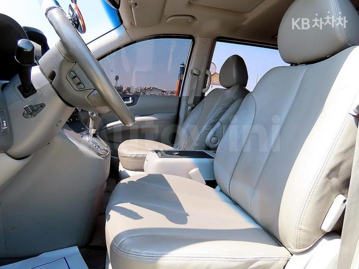 Kia Carnival 2013 — 5
