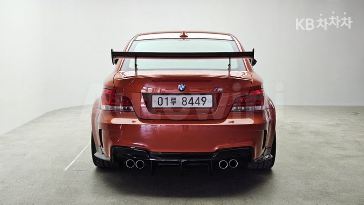 BMW M 2011 — 4