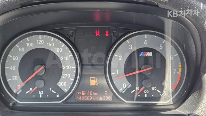 BMW M 2011 — 5