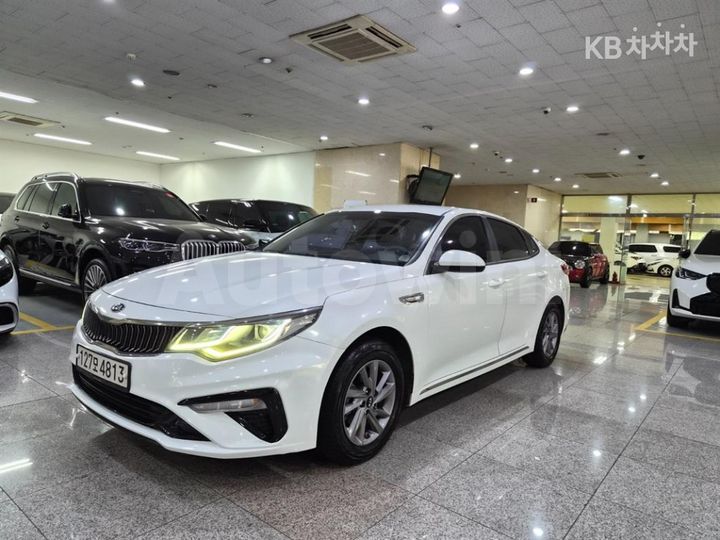 Kia K5 2019 — 2