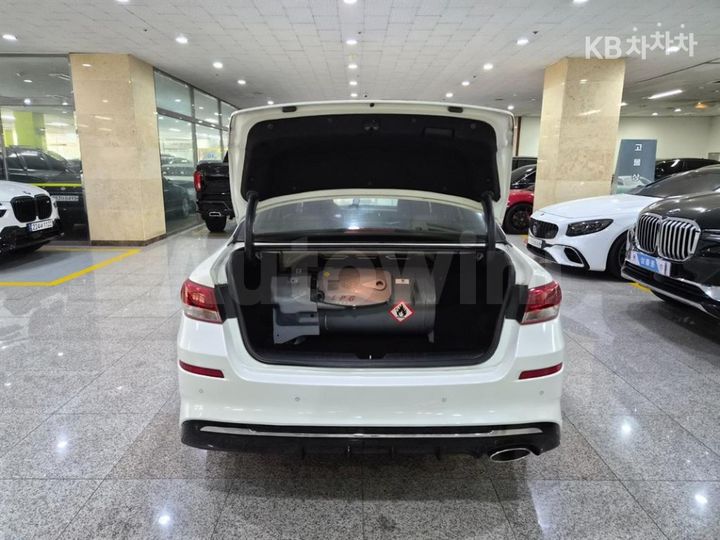 Kia K5 2019 — 5
