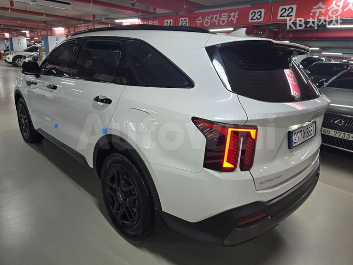 Kia Sorento 2025 — 4