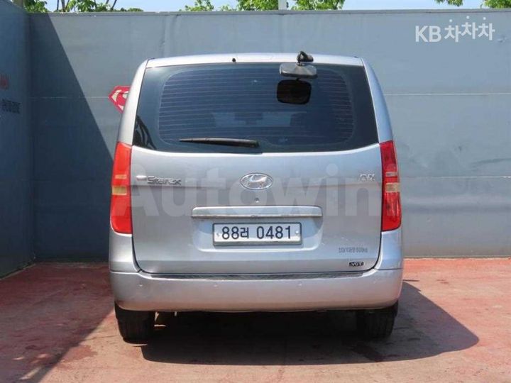 Hyundai Starex 2013 — 4