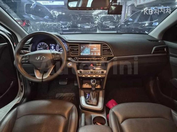 Hyundai Avante 2020 — 4
