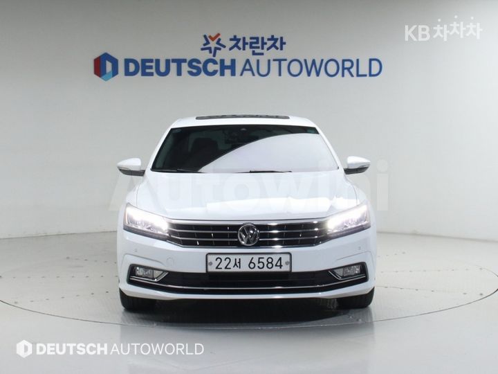 Volkswagen Passat 2018 — 3