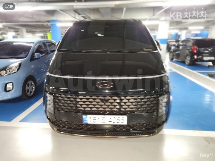 Hyundai Staria
