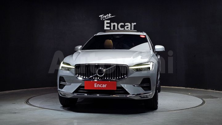 Volvo XC60 2024 — 3