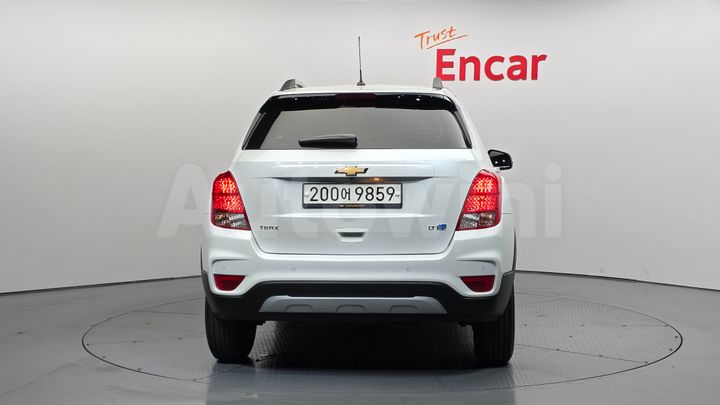 Chevrolet Trax 2020 — 4