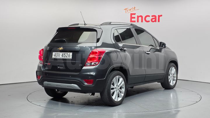 Chevrolet Trax 2017 — 2