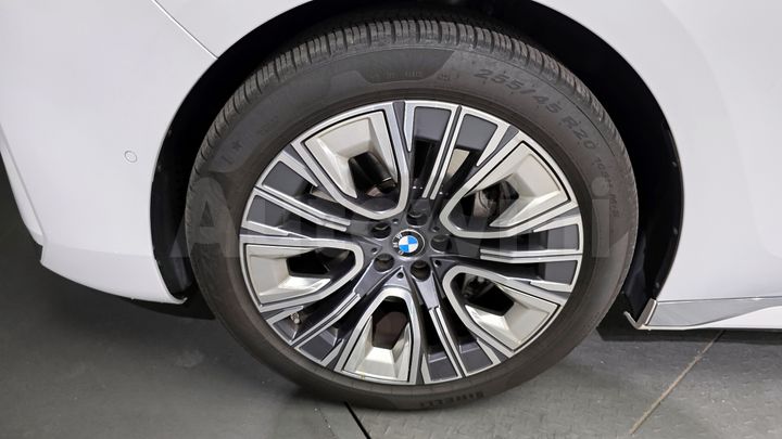 BMW 7 Series 2023 — 5