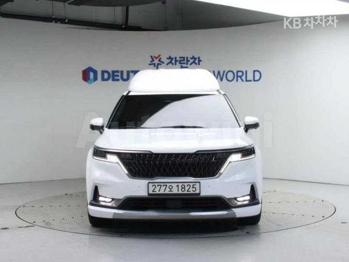 Kia Carnival 2022 — 3