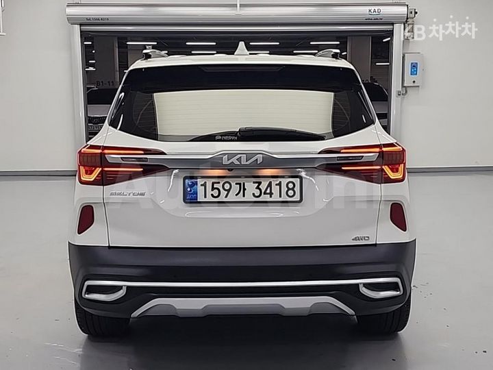 Kia Seltos 2022 — 3