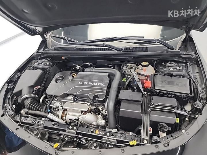 Chevrolet Malibu 2018 — 5