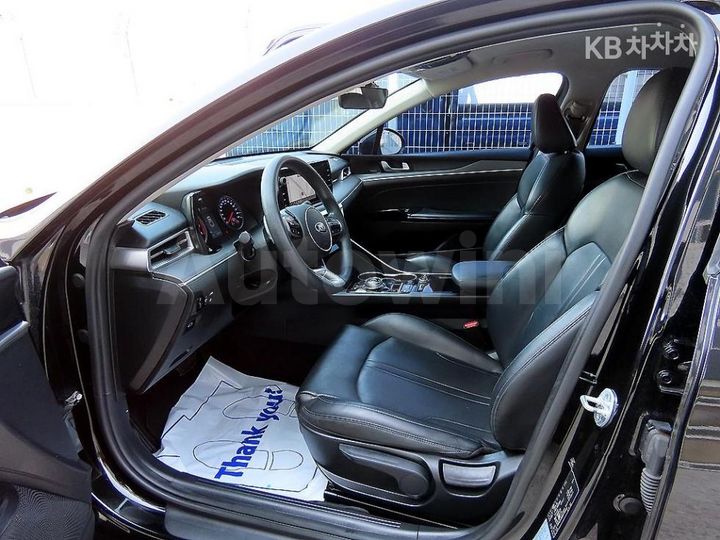 Kia K5 2021 — 5