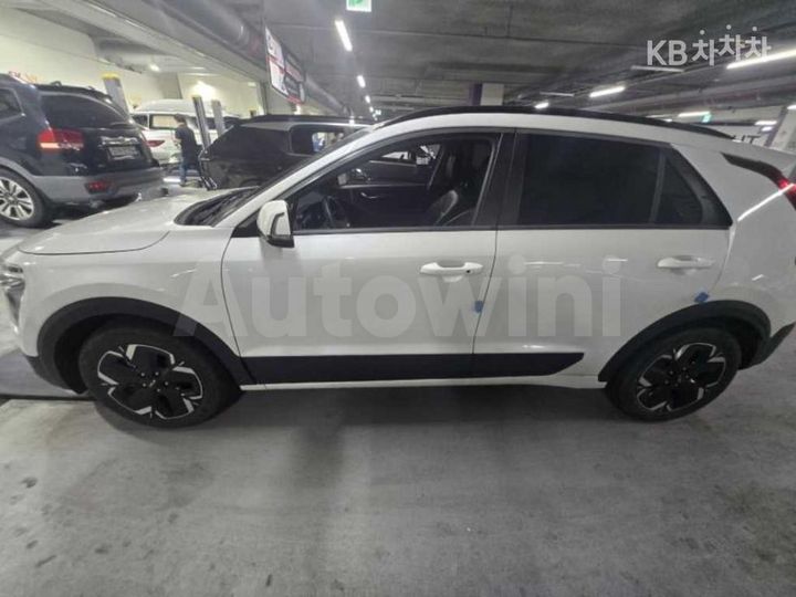Kia Niro 2024 — 3